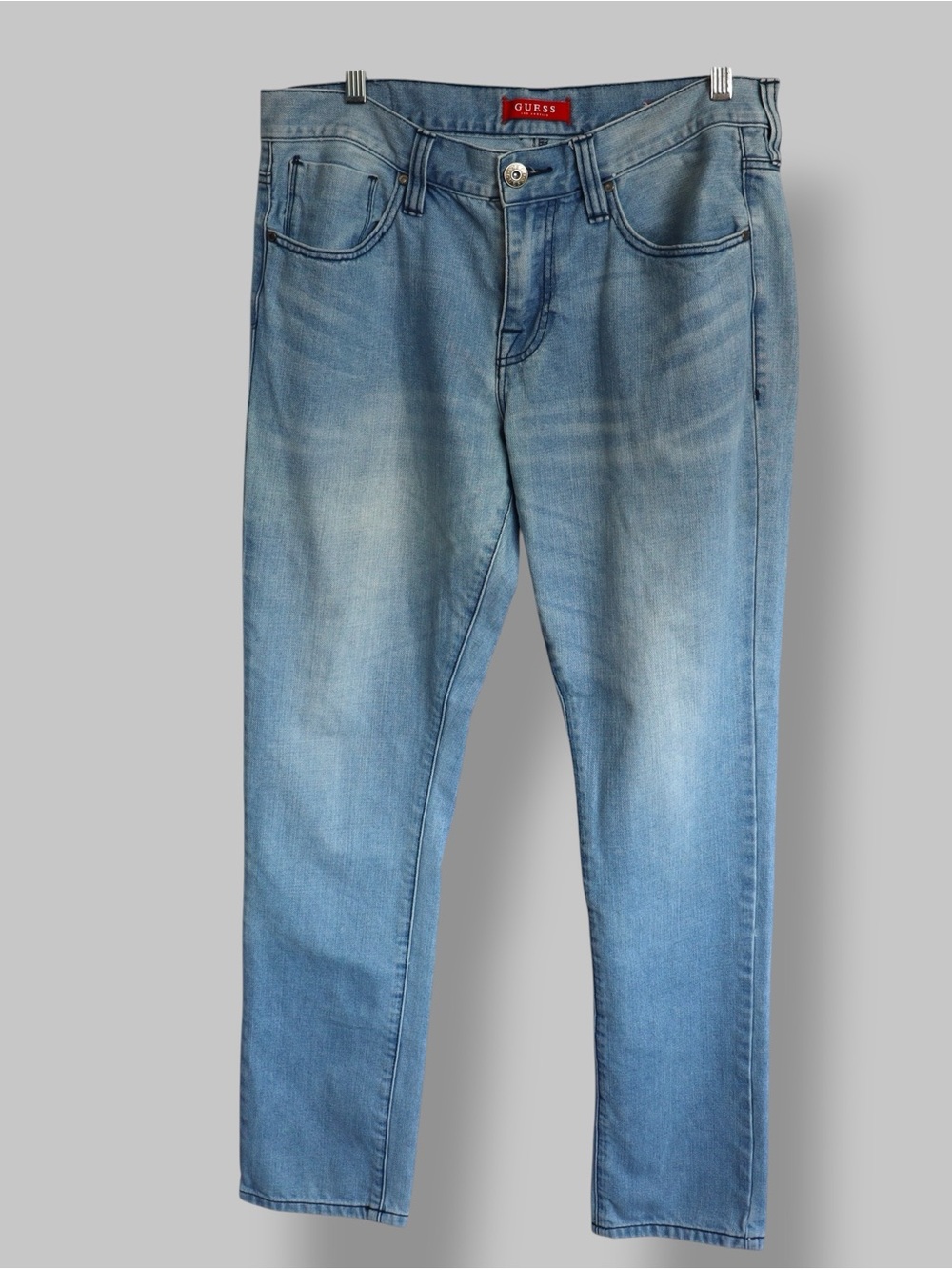 Guess Light Wash Jeans Men’s Size 33x32 Slim Straight